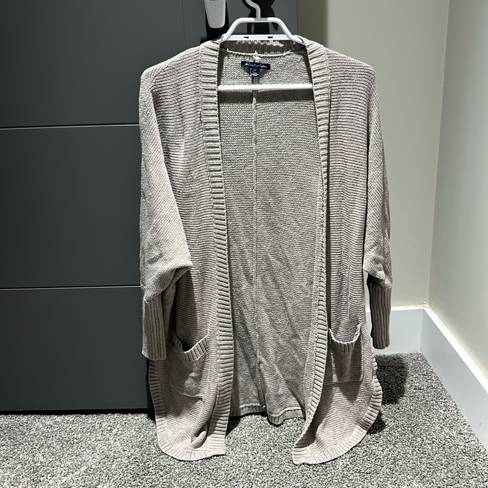 American eagle cardigan with side slits